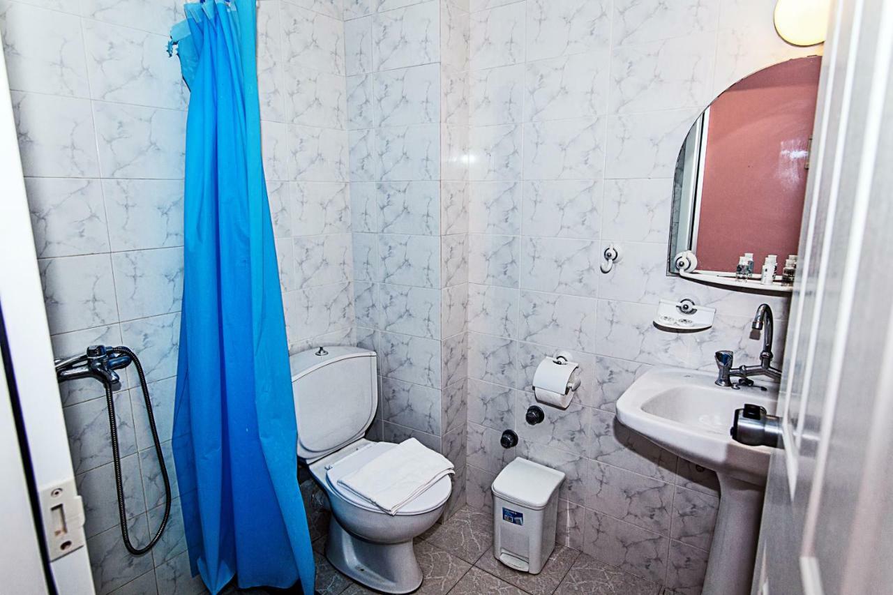 Hotel Aura ลากานาส ภายนอก รูปภาพ
